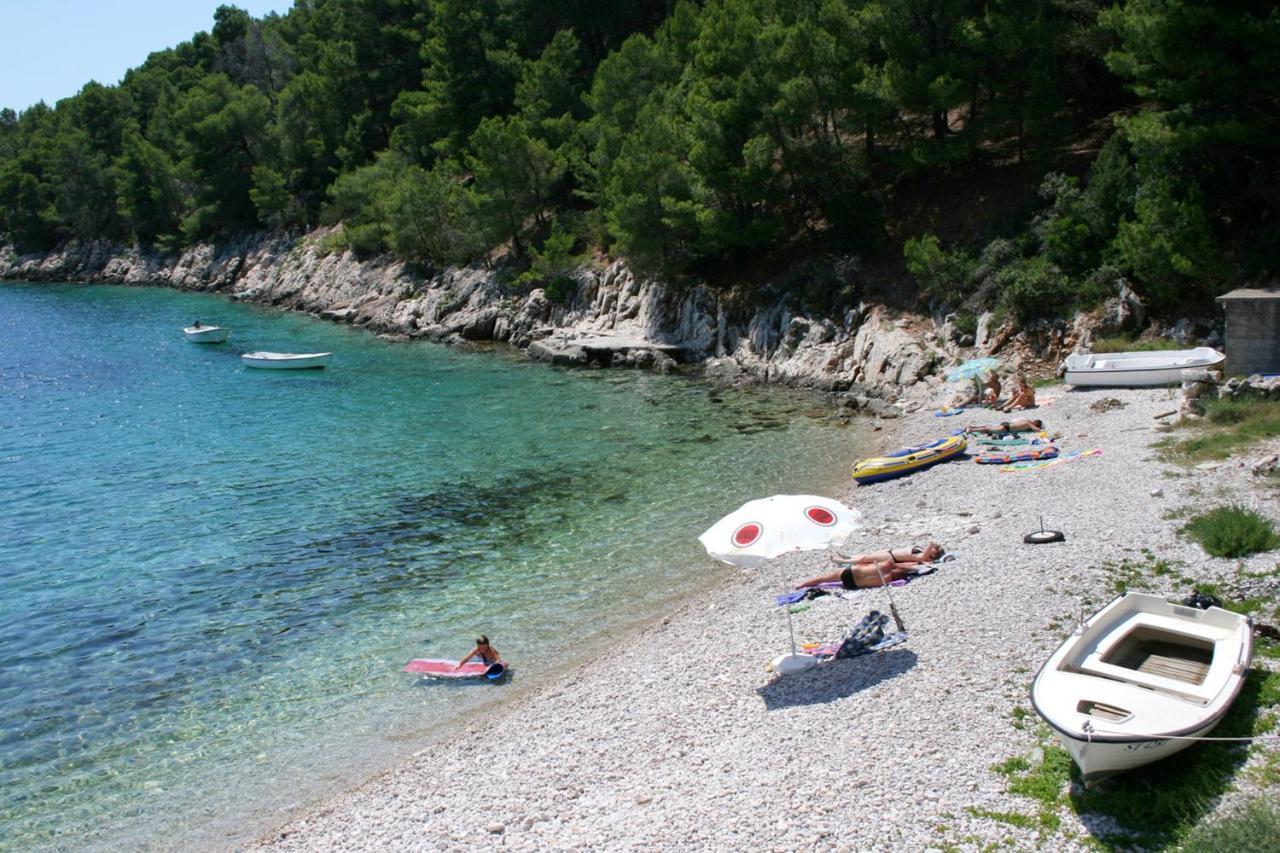 Seaside Secluded Apartments Cove Skozanje, Hvar - 14899 Gdinj ภายนอก รูปภาพ